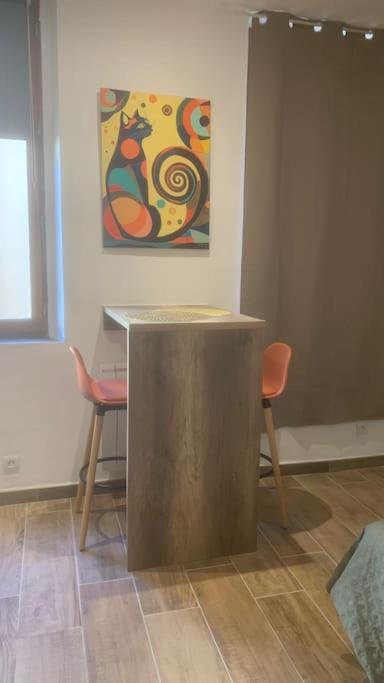 Grands Buffets Hebergement Studio Narbonne Exterior photo